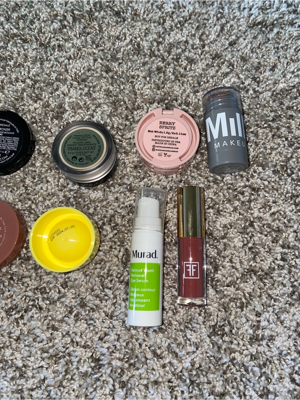 Makeup Sample Lot - Picture 5 of 5